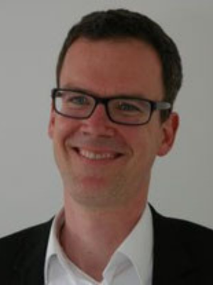 Dr. Stefan Henke